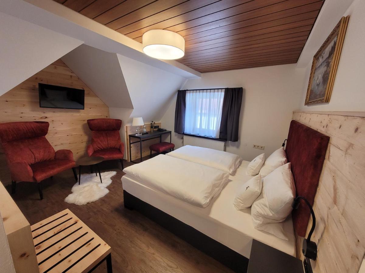 Hotel Zum Ehem. Koenigl. Bayr. Forsthaus Waldsassen Eksteriør billede