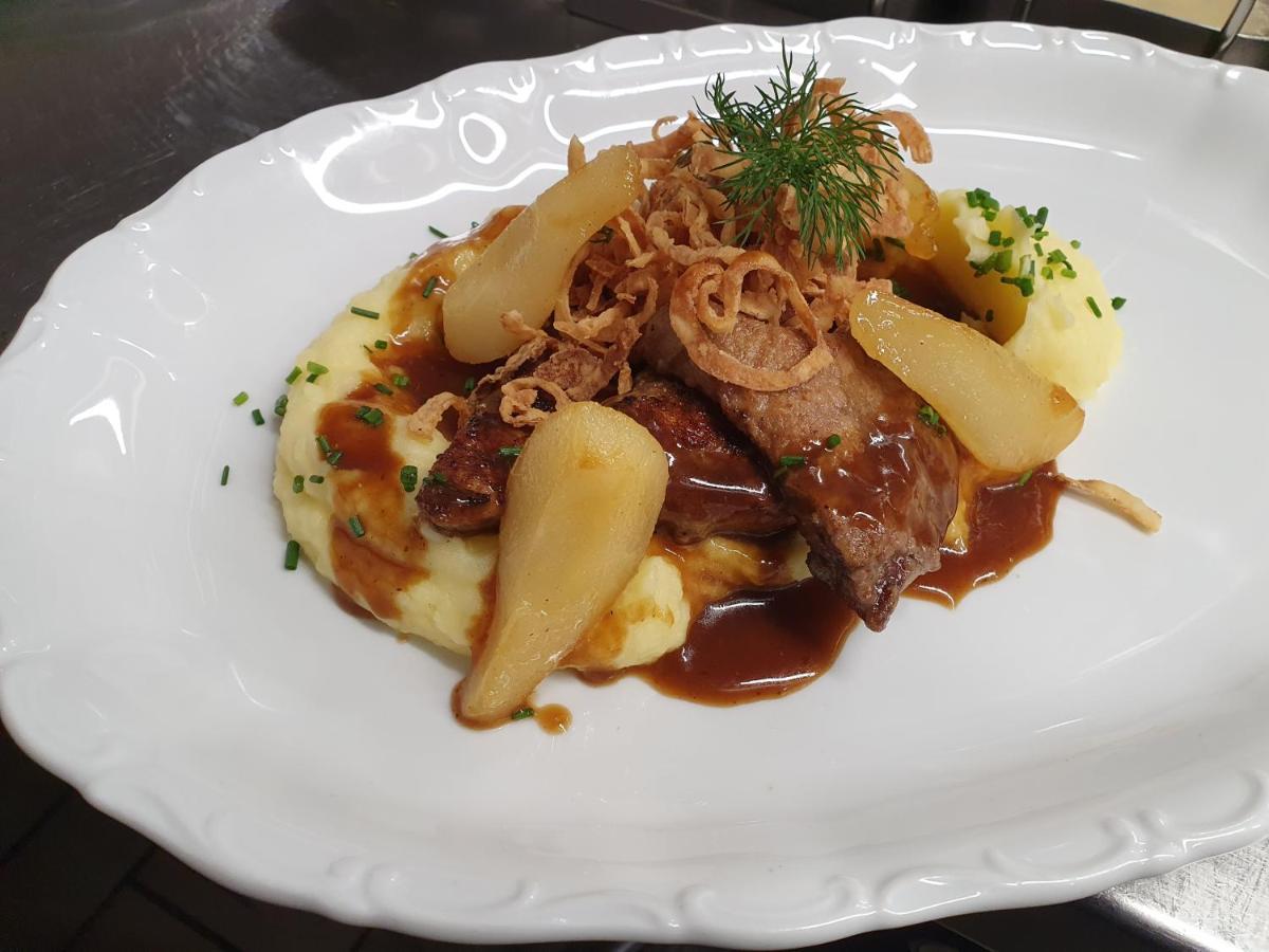 Hotel Zum Ehem. Koenigl. Bayr. Forsthaus Waldsassen Eksteriør billede